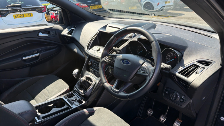 Ford Kuga 1.5 TDCi ST-Line 5dr 2WD Diesel Estate